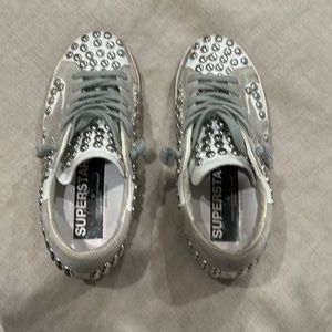 Golden goose! Sneakers. Barely worn